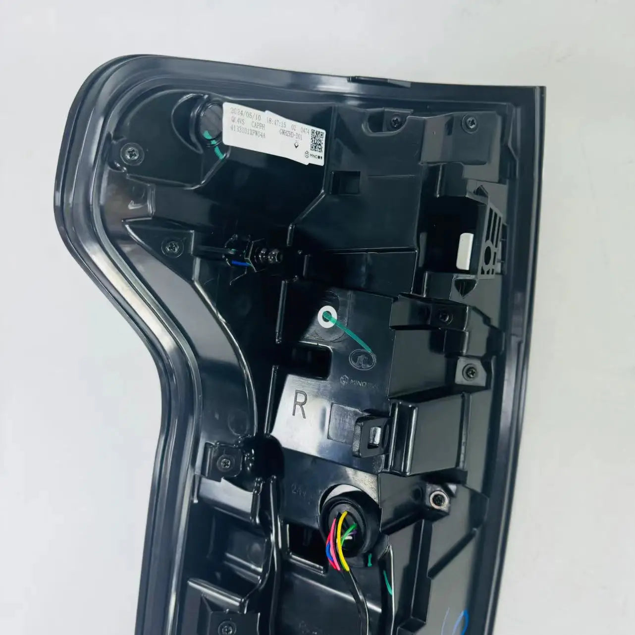 Rear Tail Light for Great Wall PAO POER Pickup Truck Passenger Version Brake Light Tail Lamp 4133101XPW04A 4133100XPW04A