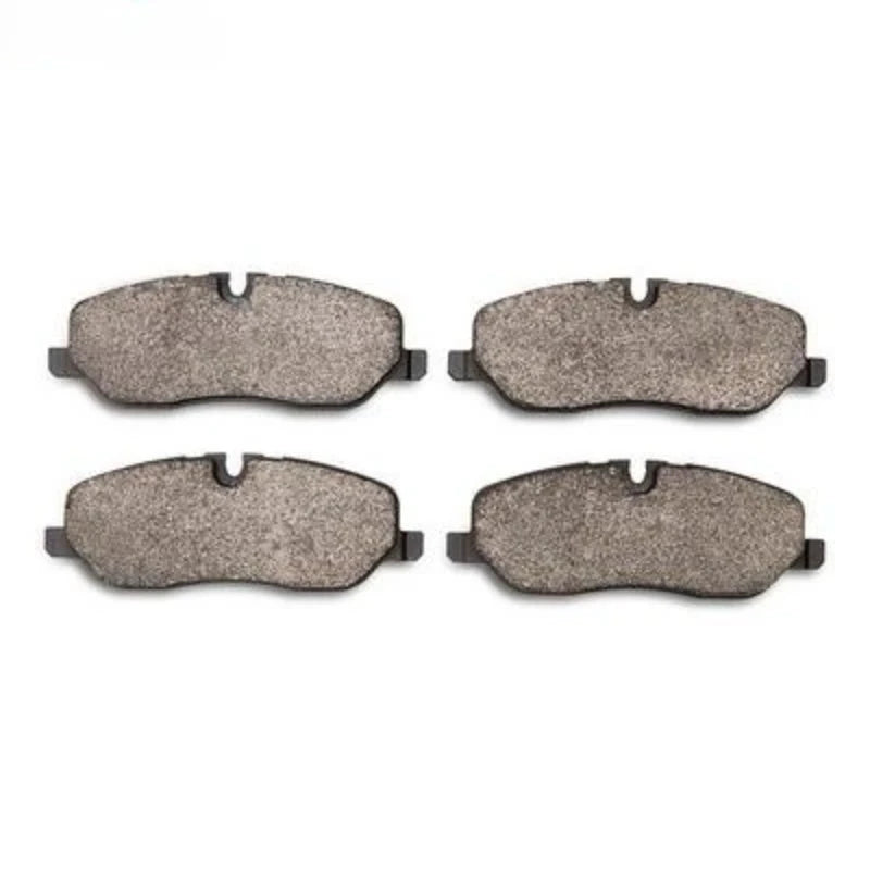 THREEON Front Brake Pads For Land Rover Discovery 3 2001-2010 Discovery 3 4WD LR019618 SFP500010 TO1348-F